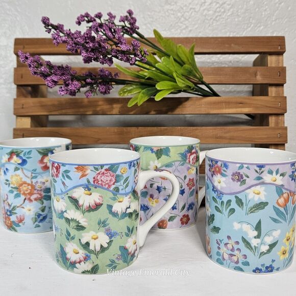 Vtg Chintz Charming Andrea Sadek Julia Bullmore Mug Set Of 4 Cups Japan Floral - Picture 1 of 11
